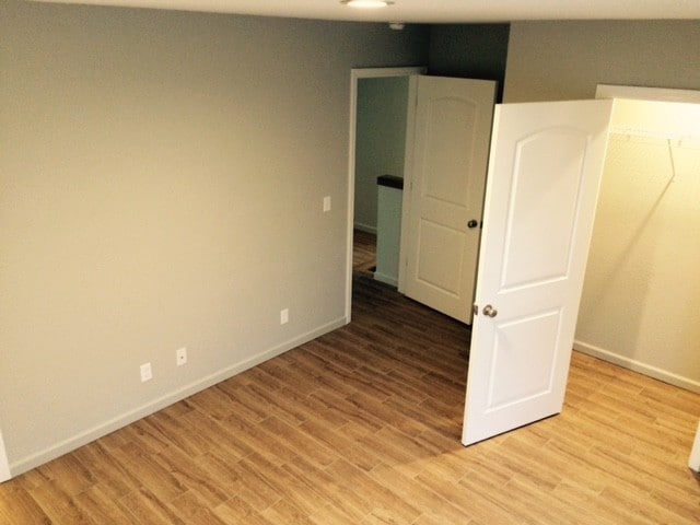 Bedroom - huge closet - 1401 Poplar St