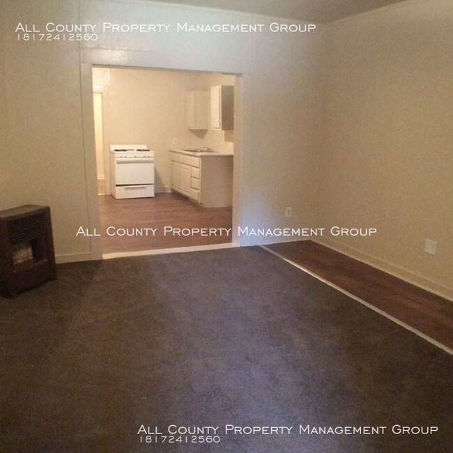 Foto del edificio - Efficiency Apartment Move-In-Ready!