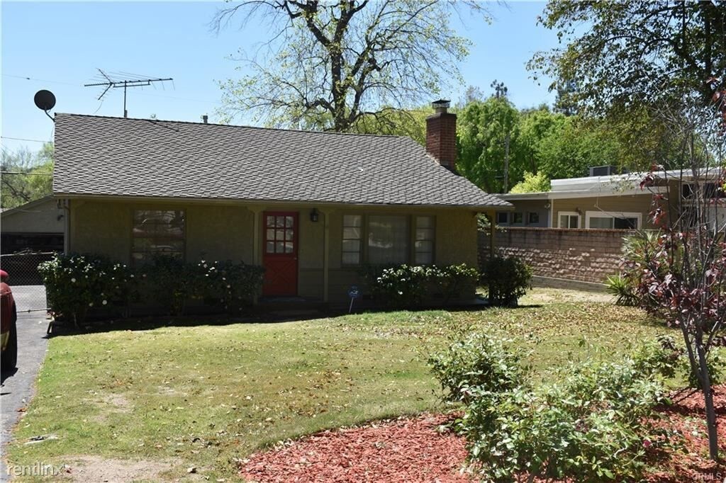 Primary Photo - 3 br, 1.5 bath House - 364 San Juan Way 1