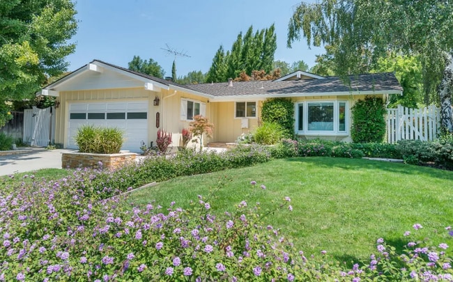 Building Photo - 1061 Waterbird Way