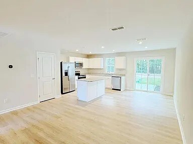 Foto del edificio - 130 Elyse Overlook Lp