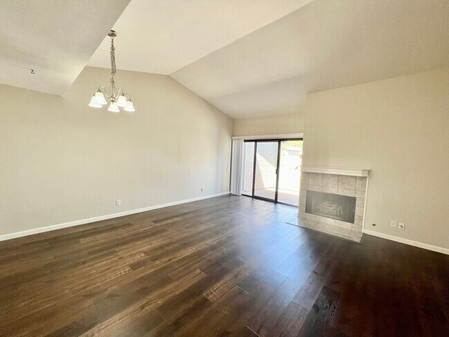 Foto del edificio - Recently Renovated 2B/1BA Condo in La Mesa...