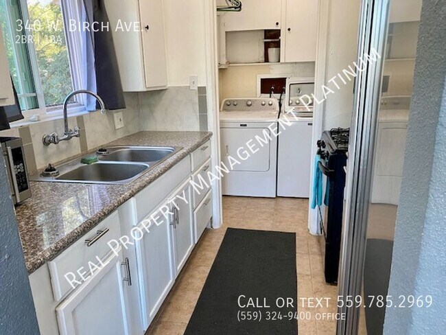 Building Photo - $1,500 Pinedale 2 bed / 1 bath Cottage - W...