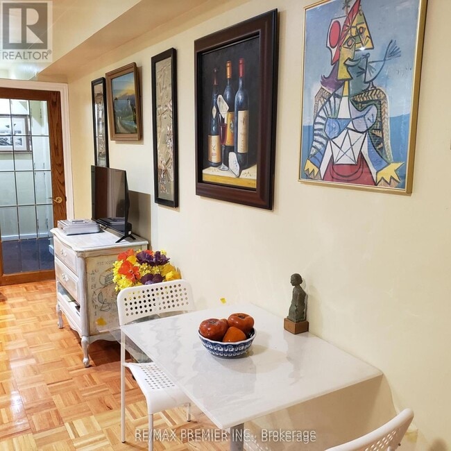 Photo du bâtiment - 28 Rotary Dr