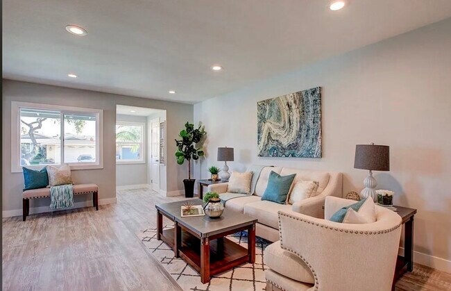 Foto del edificio - 24617 Marine Ave