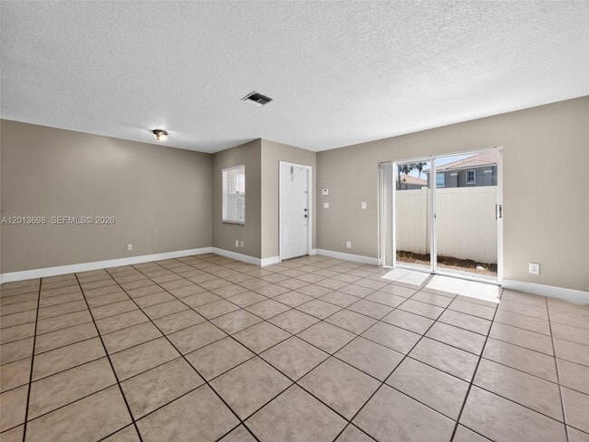 Building Photo - 5405 SW 125th Terrace