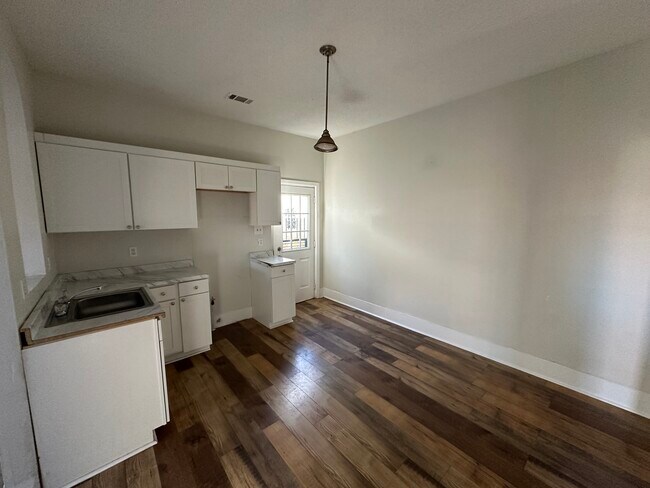 Building Photo - 1669 Gaither St