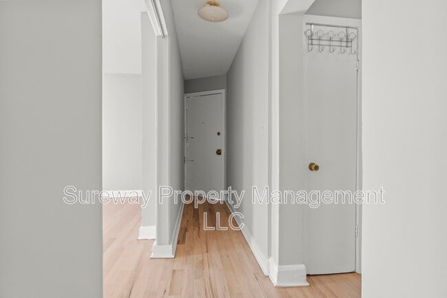 Building Photo - 93 N Broadway