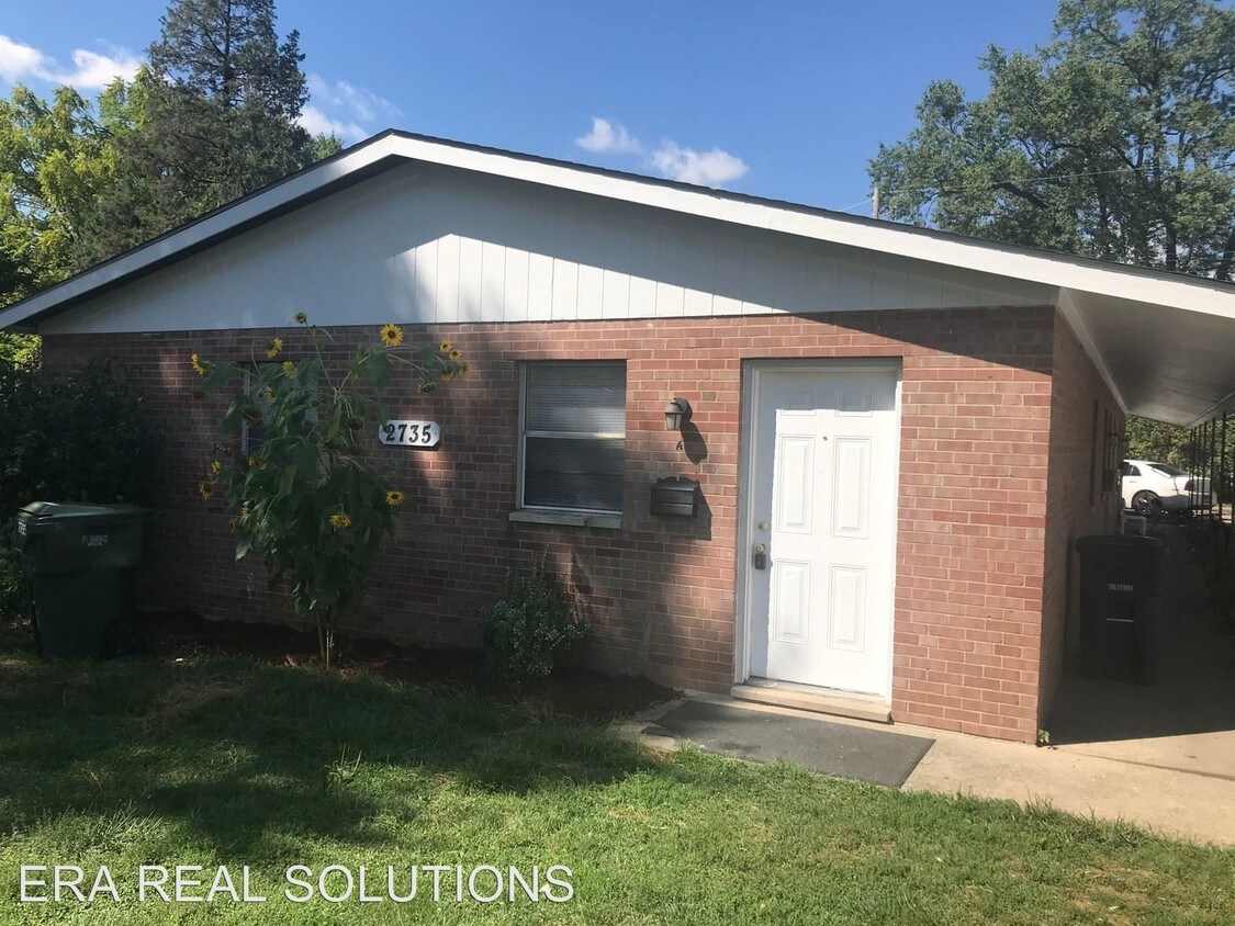 2735 Pontiac St, Columbus, OH 43211 Room for Rent in Columbus, OH