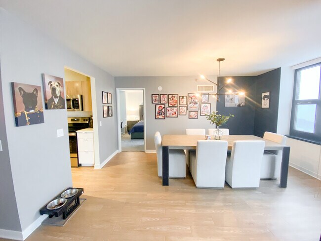 Foto del edificio - 3660 N Lake Shore Dr