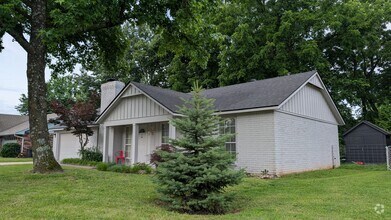 Building Photo - 3065 N Quail Creek Dr
