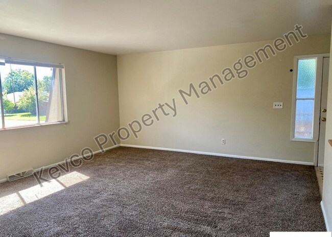 Foto del edificio - 2801-2805 Stanford Rd