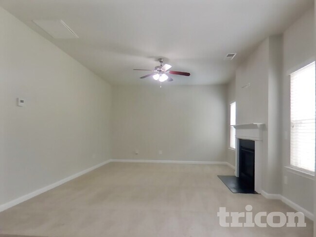 Building Photo - 5609 Washakie Pointe