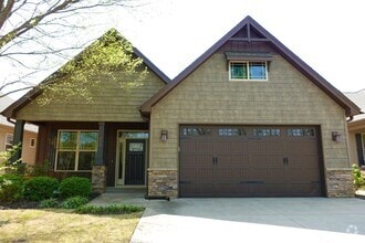 Building Photo - 210 Windthistle Dr