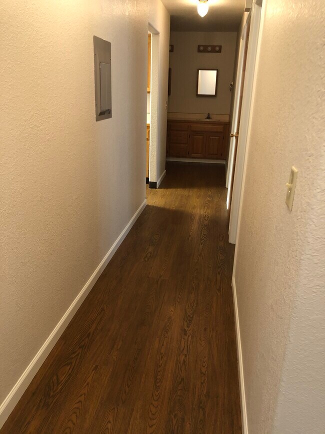 Foto del edificio - 5534 Glenridge Way