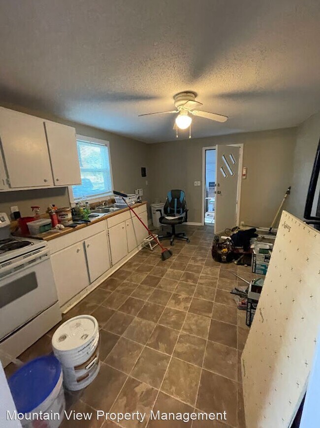 Foto del edificio - 2 br, 1 bath House - 1806 Crabtree Rd