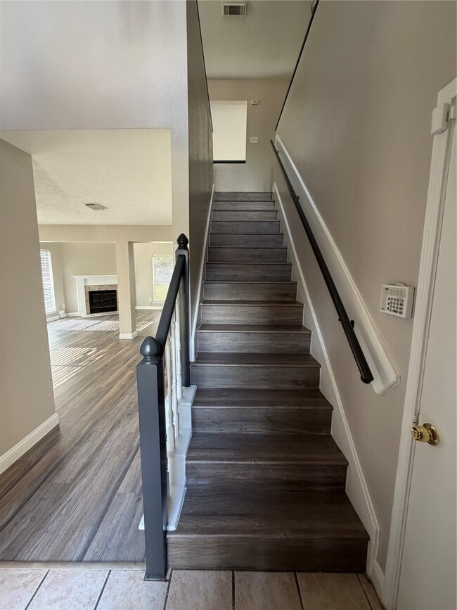 Foto del edificio - 14614 Cypress Falls Dr