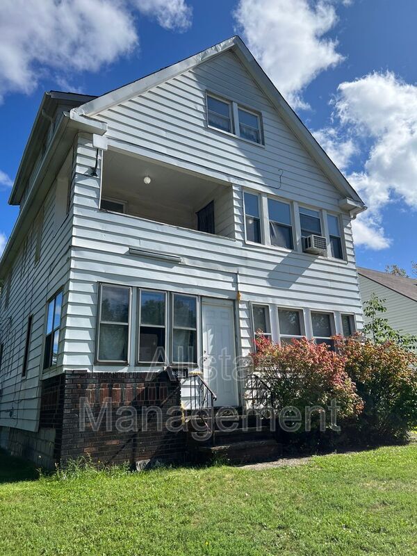 Building Photo - 19210 Firwood Rd
