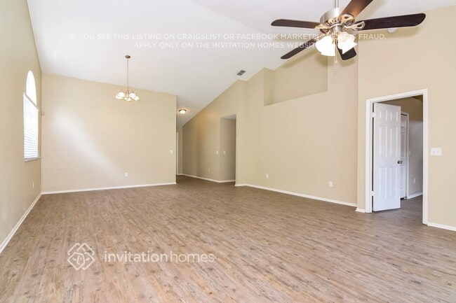 Building Photo - 2742 Falling Tree Cir