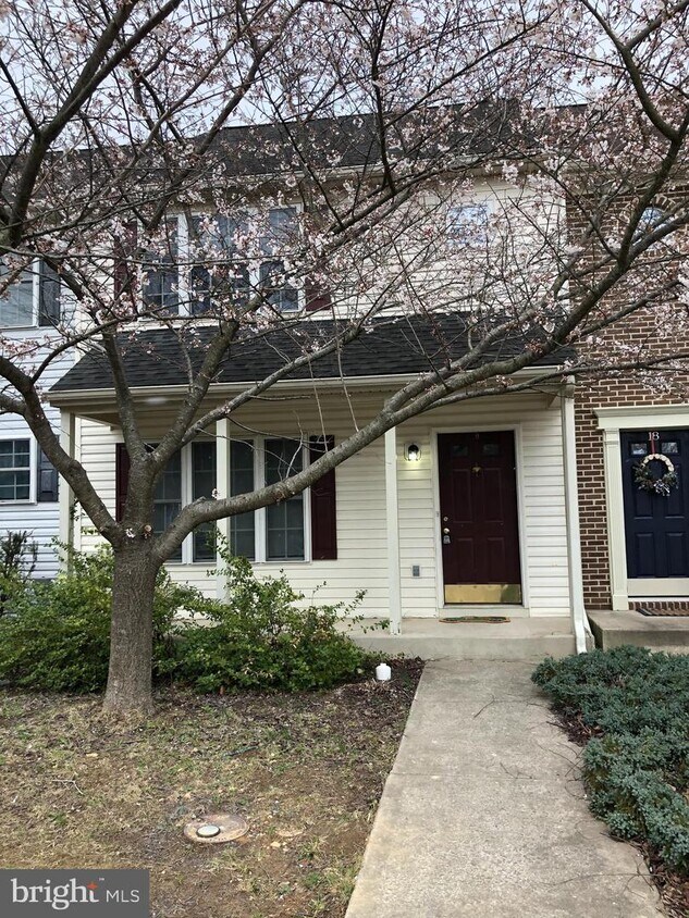 20 Fiser Ln, Martinsburg, WV 25404 Townhome Rentals in Martinsburg WV