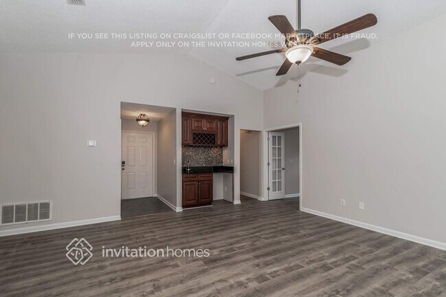 Foto del edificio - 6151 Jonquil Ct