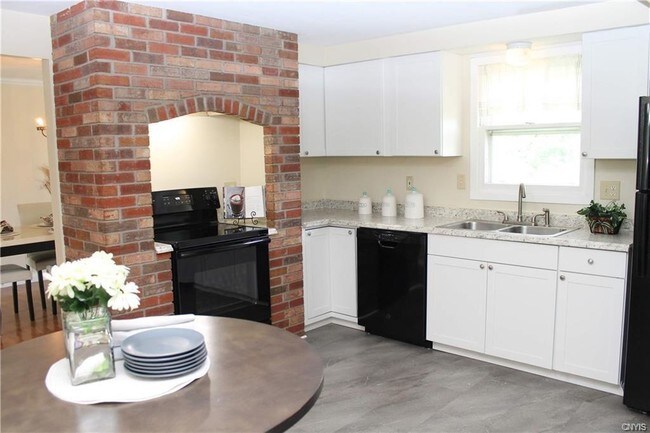 Foto del edificio - 8395 Winterberry Way
