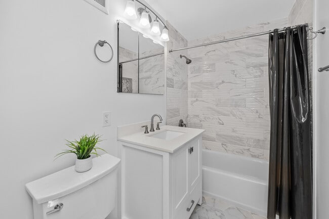 Foto del edificio - 131 Sewall Ave