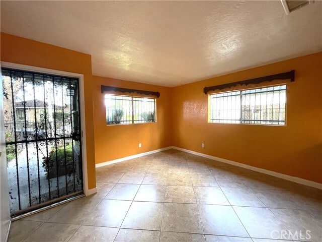 Foto del edificio - 10802 Grape St