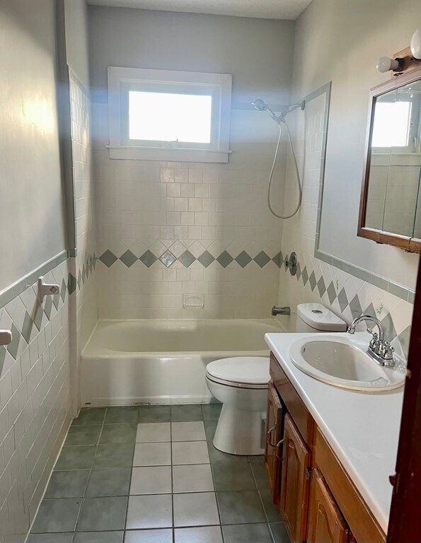 Foto del edificio - 246 Whitman St