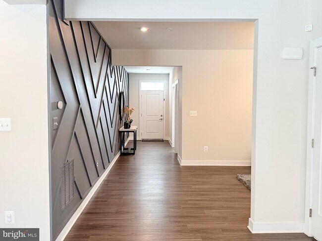 Foto del edificio - 11360 Wheeler Ridge Dr