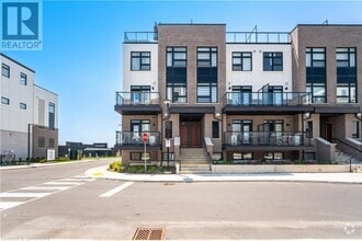 Building Photo - 1565 Rose Way