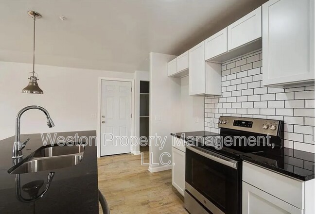 Foto del edificio - 711 NW 30th St