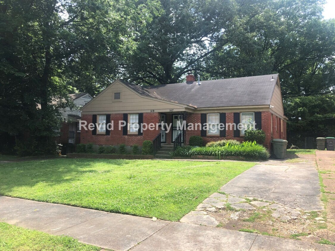 Primary Photo - 147 Roberta duplex