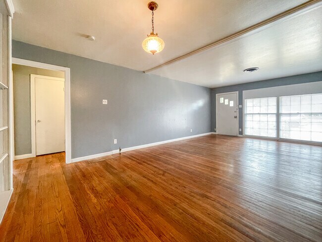 Foto del edificio - 3801 Parkwood St