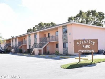 Building Photo - 2650 Park Windsor Dr