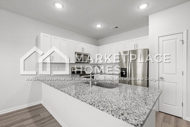 Foto del edificio - 3413 Briar Rose Ct