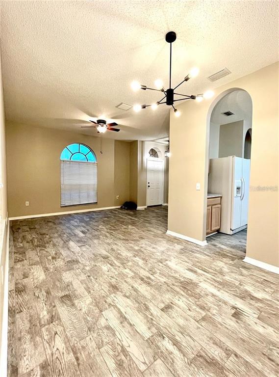Foto del edificio - 10519 Peppergrass Ct