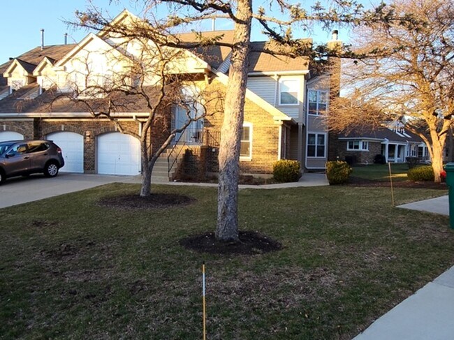 Foto del edificio - 225 Willow Pkwy