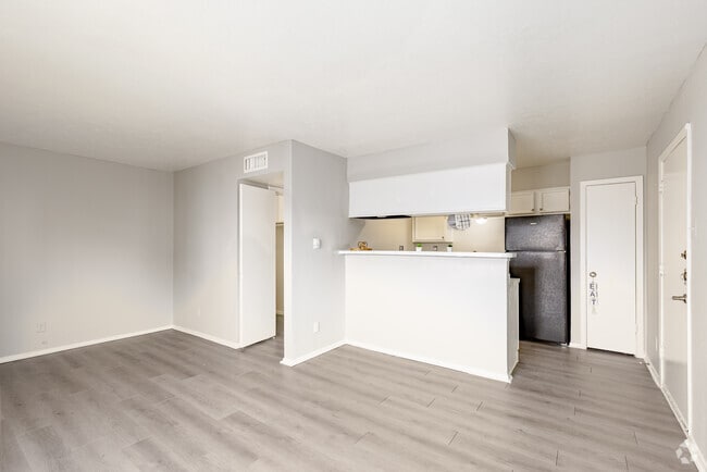 Estudio - 420 pies cuadrados - Espacio habitable - The Jasmine Apartments