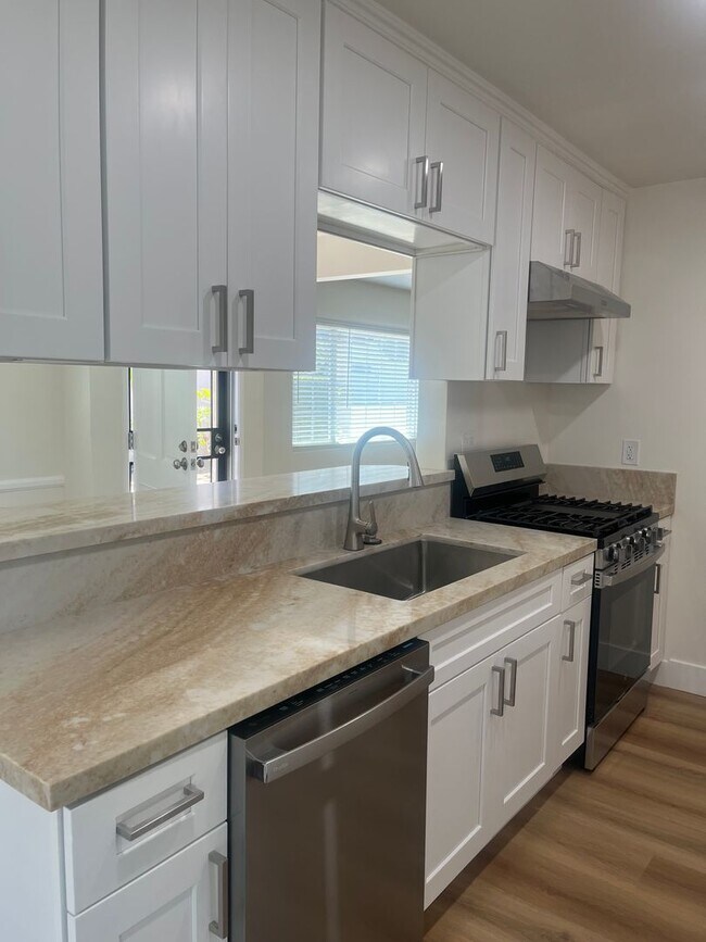 1147 - 1147 Apartment