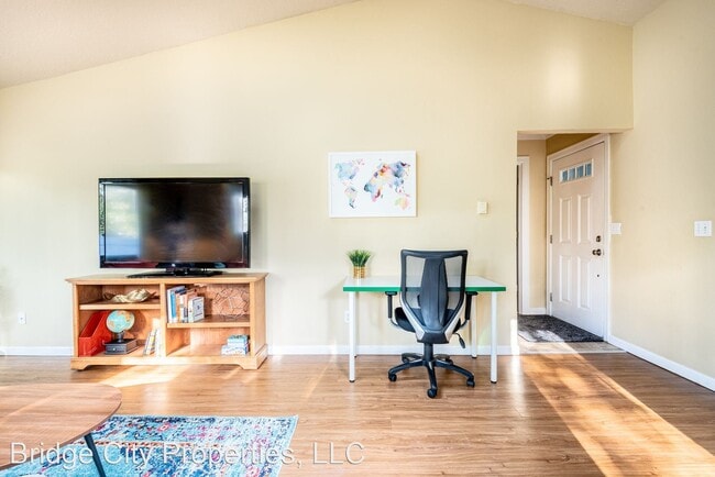 Building Photo - 1 br, 1 bath House - 1906 NW 143rd Ave - 1...