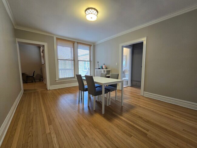 Foto del edificio - 603 Washington Blvd