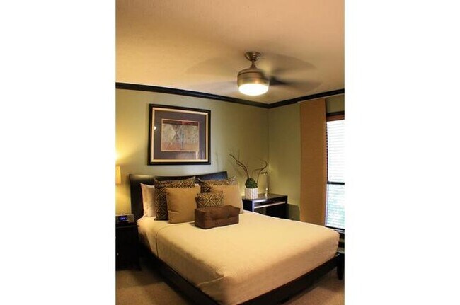 Foto del edificio - 1318 Summit North Dr NE