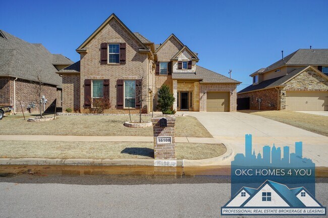 Building Photo - Save half off the first months rent on a 1...