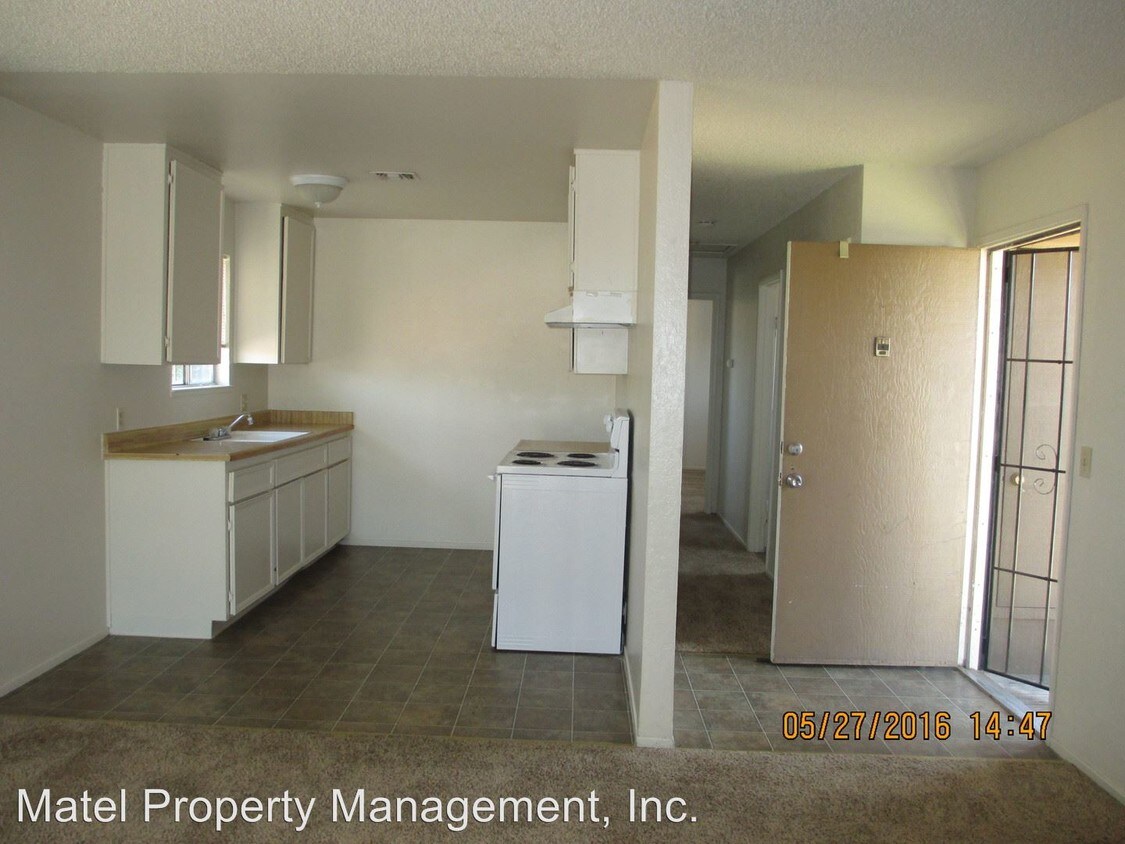 310 N 4th Ave Unit A,B, Oakdale, CA 95361 Condo for Rent in Oakdale