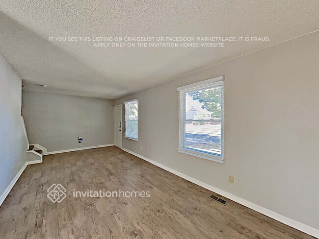 Foto del edificio - 1358 W 135th Dr