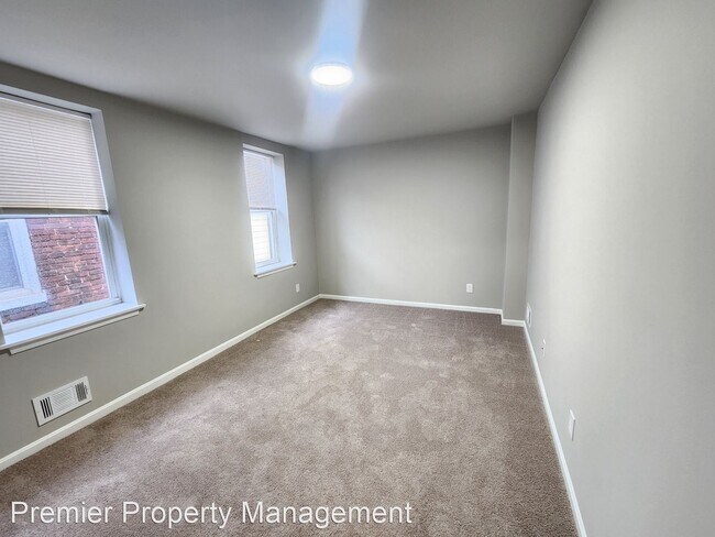Building Photo - 3 br, 1 bath House - 403 N. Collington Avenue