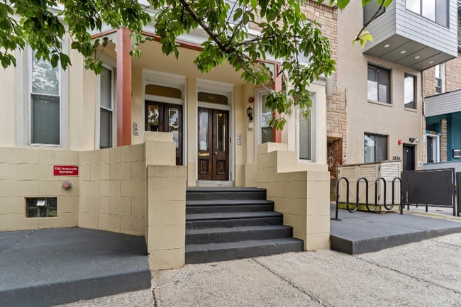 Photo - 3832 Baring St Apartment