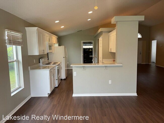 Building Photo - 4 br, 2 bath House - 4055 Sunny Day Way