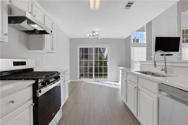 Foto del edificio - 617 Melilot Ln